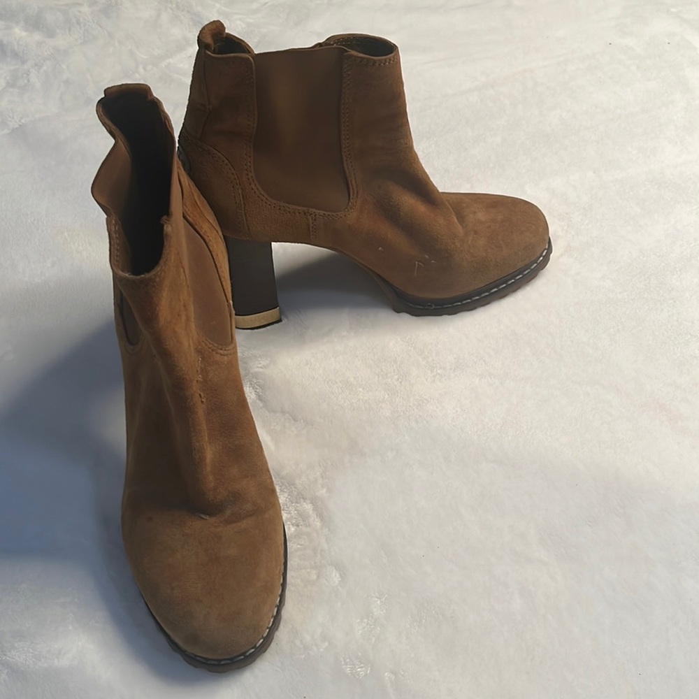 TORY BURCH brown suede boots size 10M